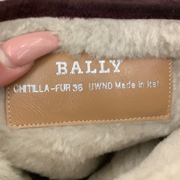 Bally Purple Winter suede chitilla fur Boots with Rugged Sole - Picture 6 of 6